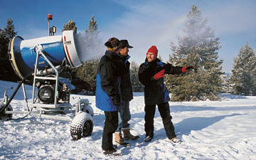 Picture of students earning their Ski Area Operations (AAS) degree at CMC.